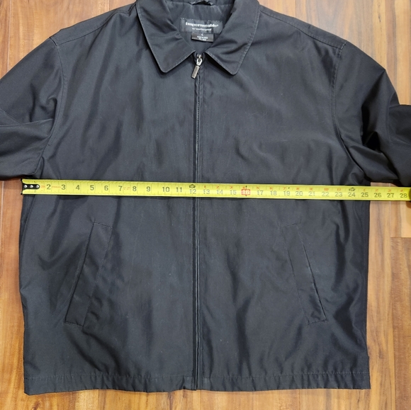 Impermeable jacket - Picture 7 of 7